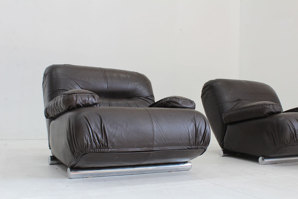 Thumbnail: Giuseppe Munari Lounge Chairs brown leather 1970s , Italy  set of 2