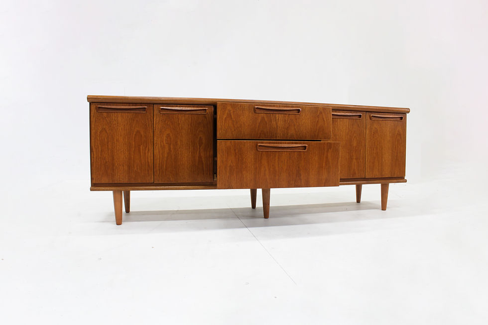 Thumbnail: Vintage Mid century groot dressoir sideboard jaren 60 teak