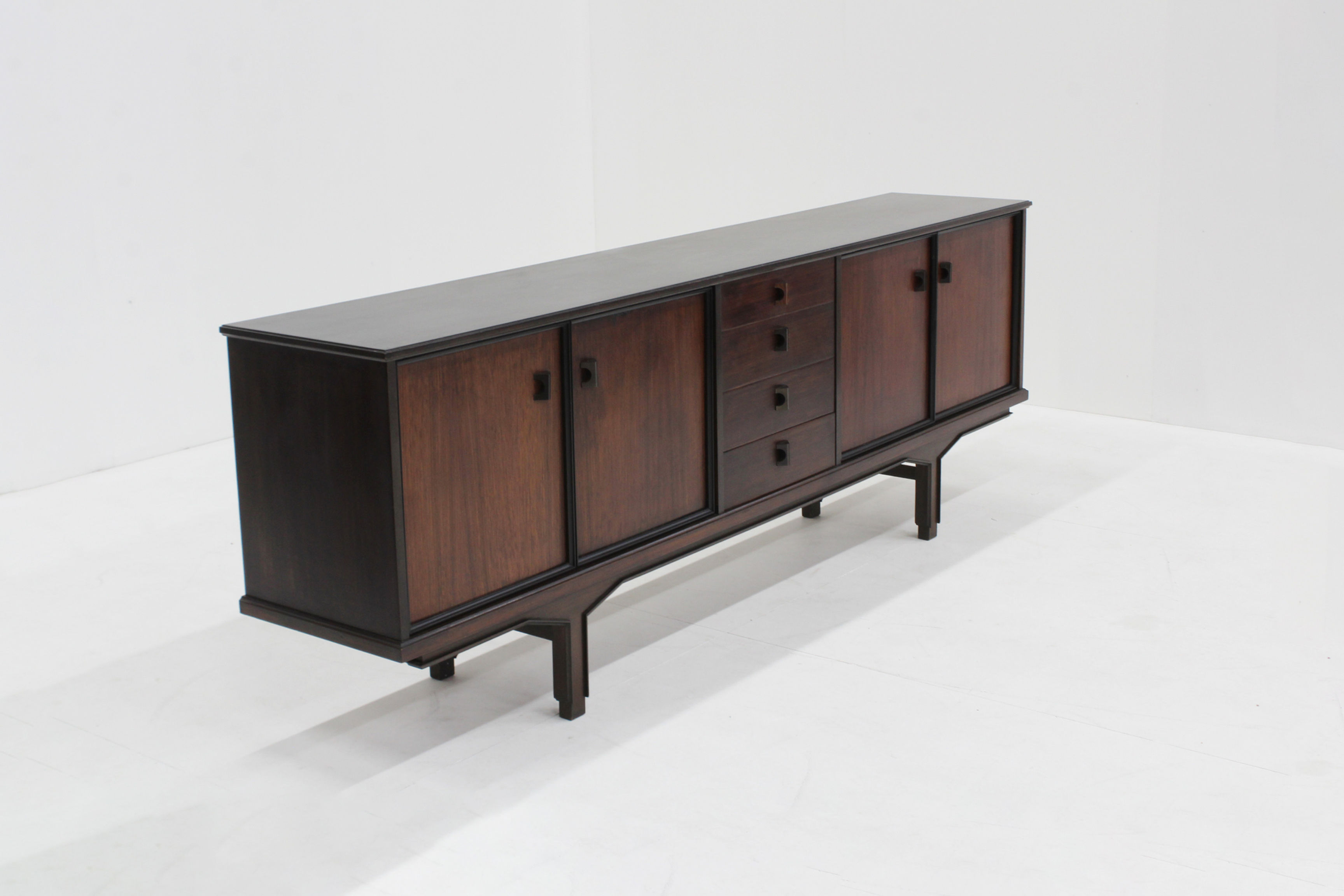 Vintage italian sideboard 1970s