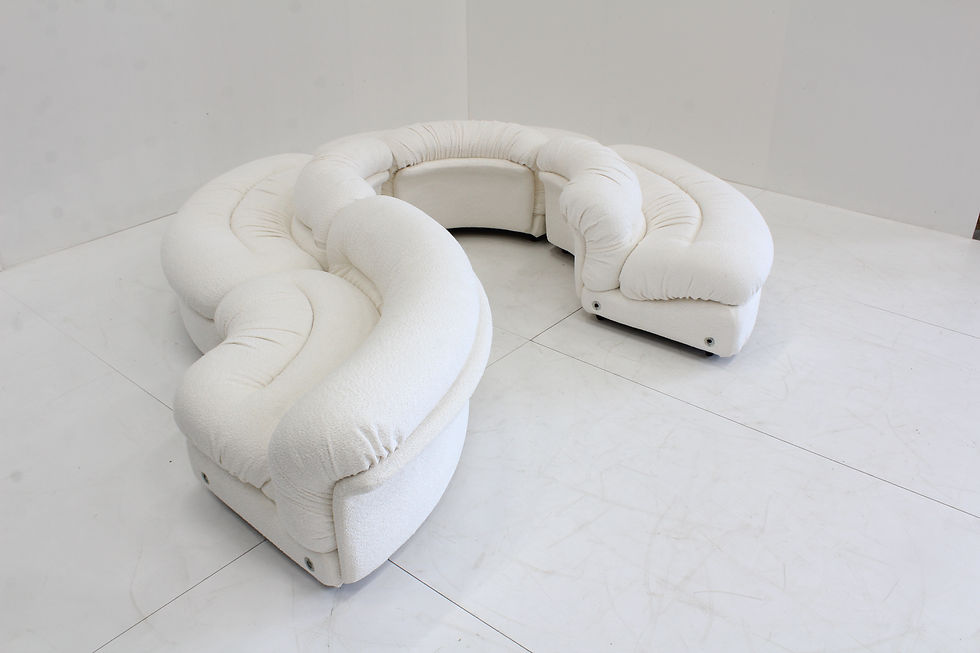 Thumbnail: Tittina Ammannati and Vitelli Giampiero for Rossi di Albizzate, 'Grandangolo' sectional sofa, Italy, design from 1969