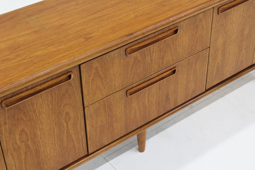 Thumbnail: Vintage Mid century groot dressoir sideboard jaren 60 teak