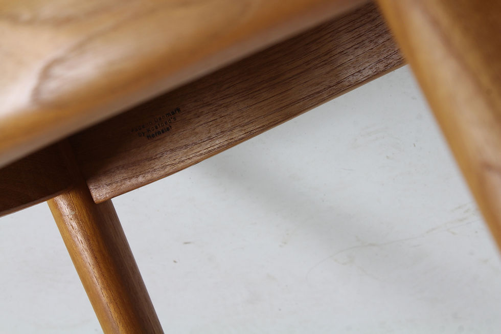 Thumbnail: Vintage Deense Koefoeds  set eetkamer stoelen | Koefoeds Hornslet