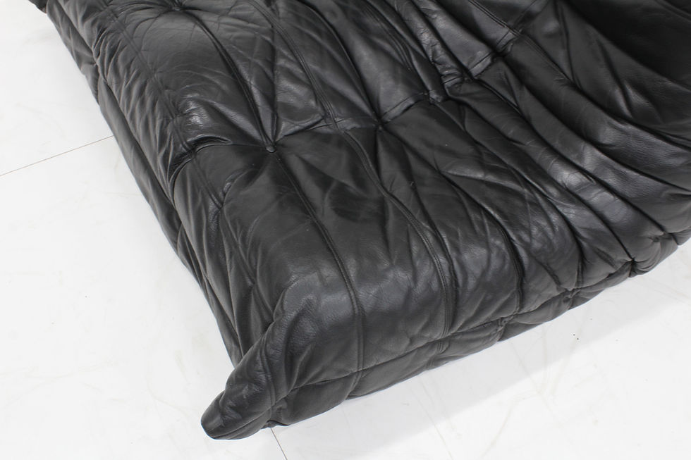Thumbnail: Original Vintage Togo ligne Roset 2 seater sofa by Michel Ducaroy