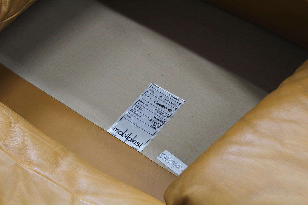 Thumbnail: Cassina Maralunga armchairs and sofa set by Vico Magistretti in cognac leather