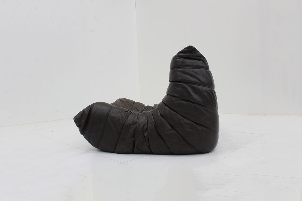 Thumbnail: Original Vintage Togo ligne Roset brown leather chair by Michel Ducaroy 1979