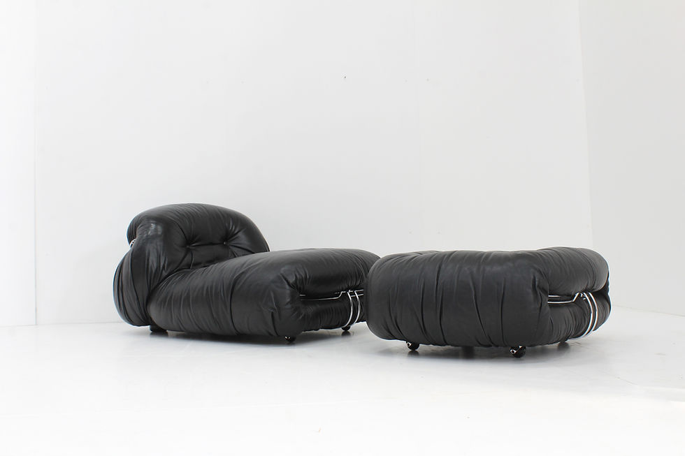 Thumbnail: Soriana Chaise Lounge chair and ottoman by Afra & Tobia Scarpa for Cassina in black leather and chromed steel. This unique vi