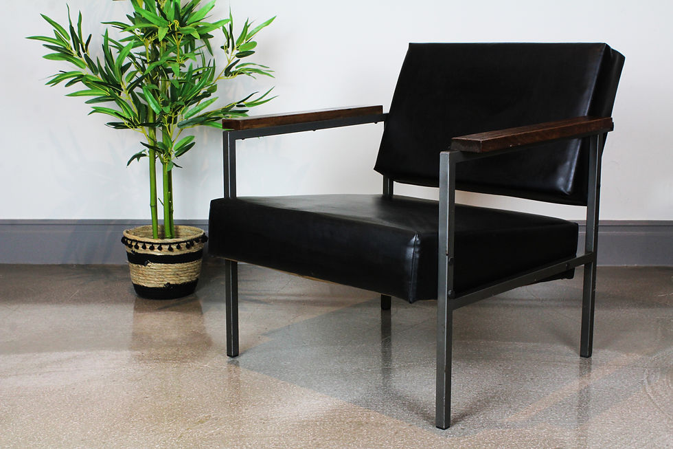 Thumbnail: Vintage lounge stoel zwart