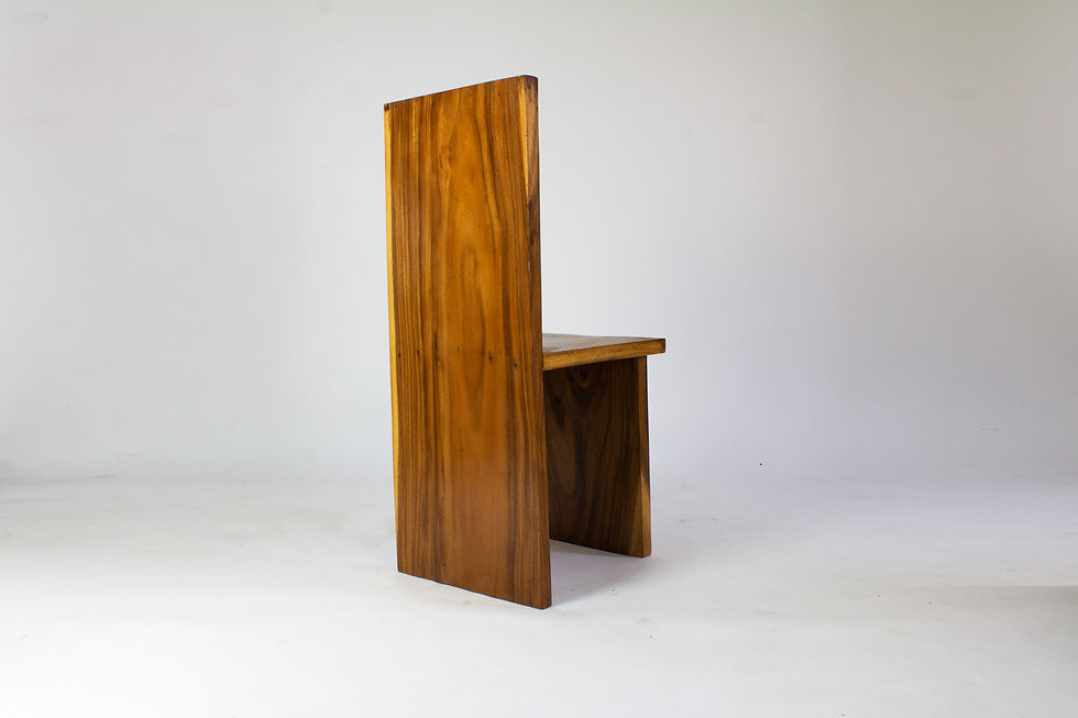 Thumbnail: Vintage eetkamer stoelen massief hout brutalist