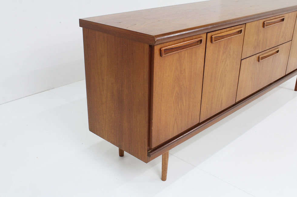 Thumbnail: Vintage groot dressoir sideboard jaren 60