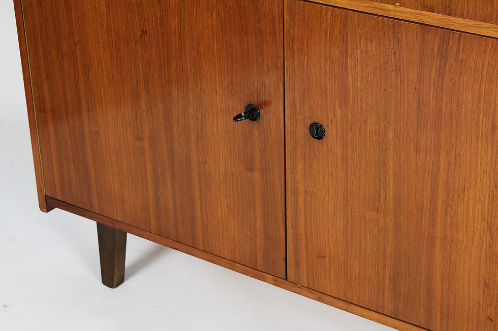 Thumbnail: Vintage dressoir sideboard