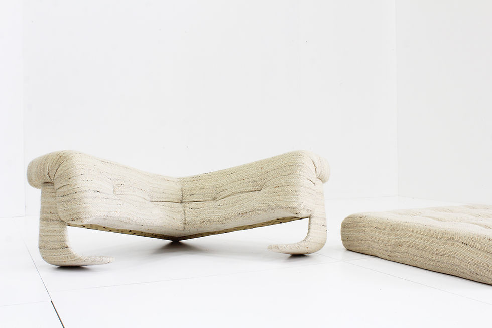 Thumbnail: Vintage Roche Bobois Mah Jong sofa 1st edition in linen   by Hans Hopfer