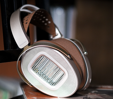 HiFiMAN Launches HE1000 WiFi and Arya WiFi: Planar Headphones with Built-In R2R DACs