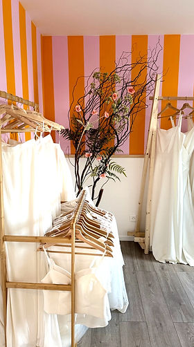 Le showroom de robes de mariée_edited.jpg