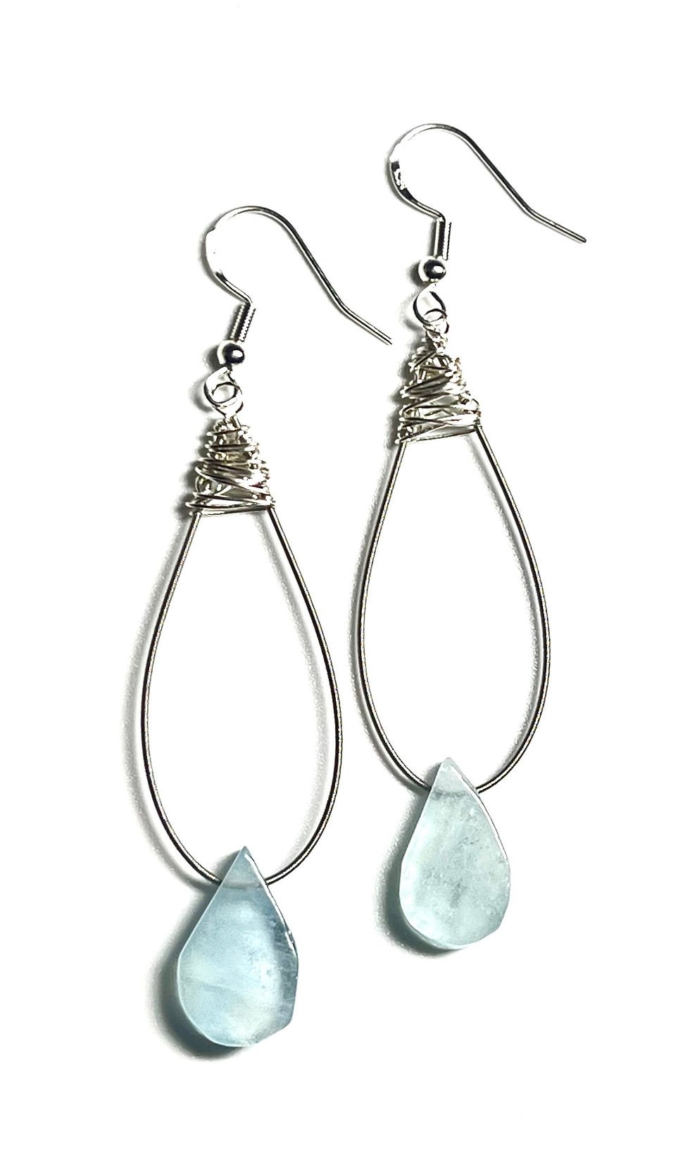 into water. — electric guitar strings + aquamarine