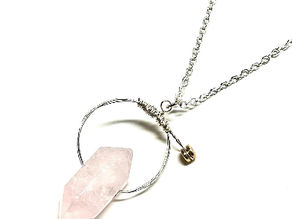 Why Handmade Jewelry Makes a Meaningful Gift