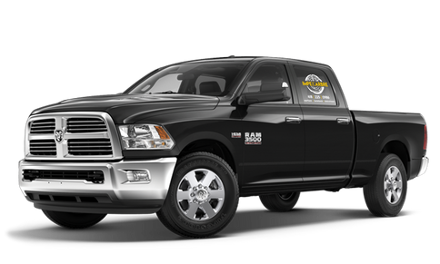 À Lac-Etchemin, donnez de la visibilité à votre entreprise grâce à notre service de lettrage de voiture sur mesure! 
Que ce soit pour une voiture, un camion, ou un véhicule commercial, nous concevons un lettrage automobile 
professionnel et percutant. Notre équipe spécialisée en graphisme crée des designs adaptés à votre image de 
marque.Nous offrons un service complet d’habillage de véhicule, incluant le lettrage vinyle pour voiture, durable et résistant 
aux intempéries. Besoin d’un lettrage publicitaire accrocheur ou d’un lettrage de voiture discret? 
Chaque projet est unique, c’est pourquoi nous proposons aussi du lettrage personnalisé pour voiture, 
pour refléter fidèlement votre entreprise.