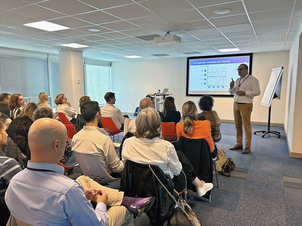 Managers de Juridica en atelier collectif lors de la Manager Academy, pour déployer le nouveau plan stratégique.