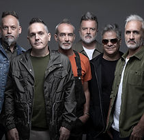 LOS PERICOS  foto principal.jpg