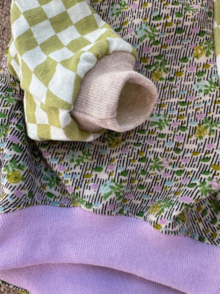 Thumbnail: Slider Tee