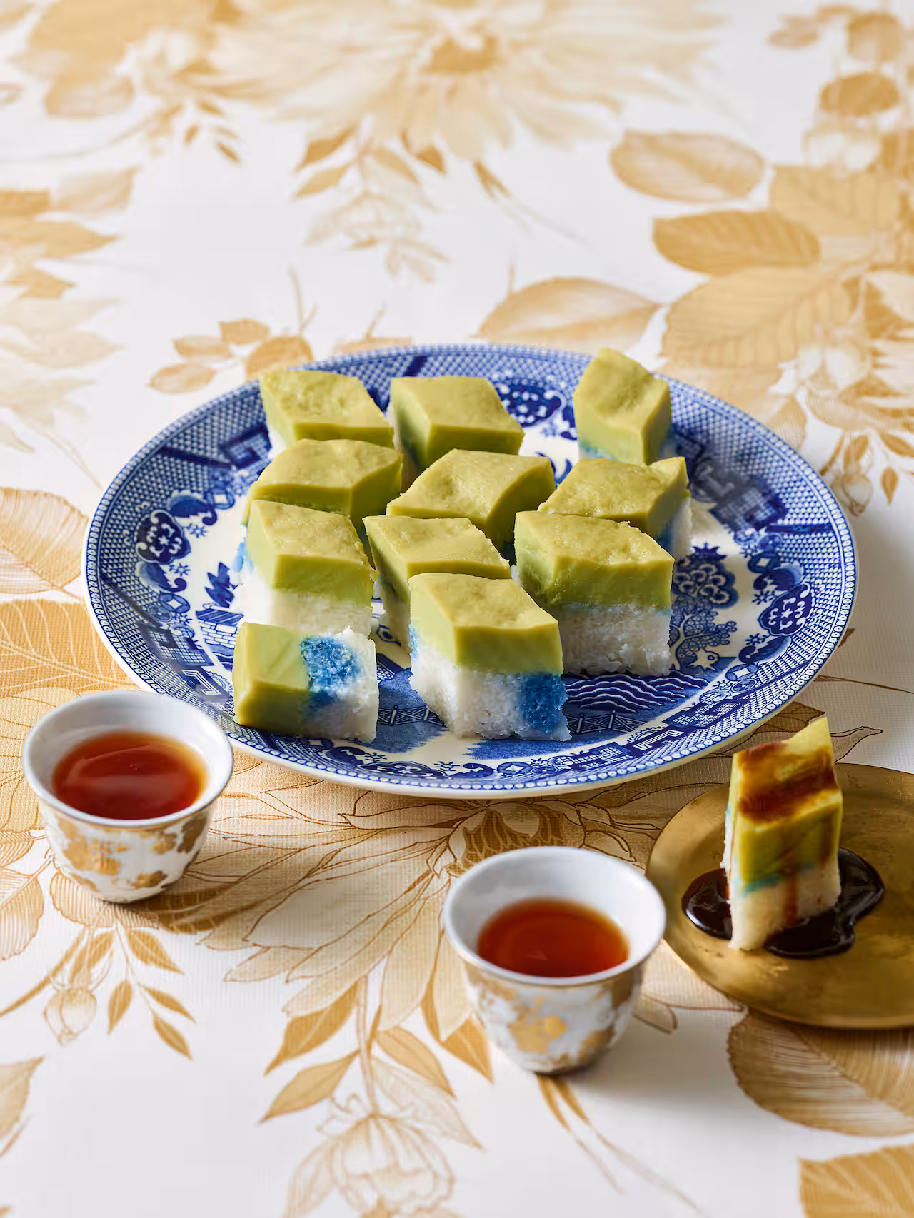 Pulut Tai Tai by Tony Tan | My Blue Tea