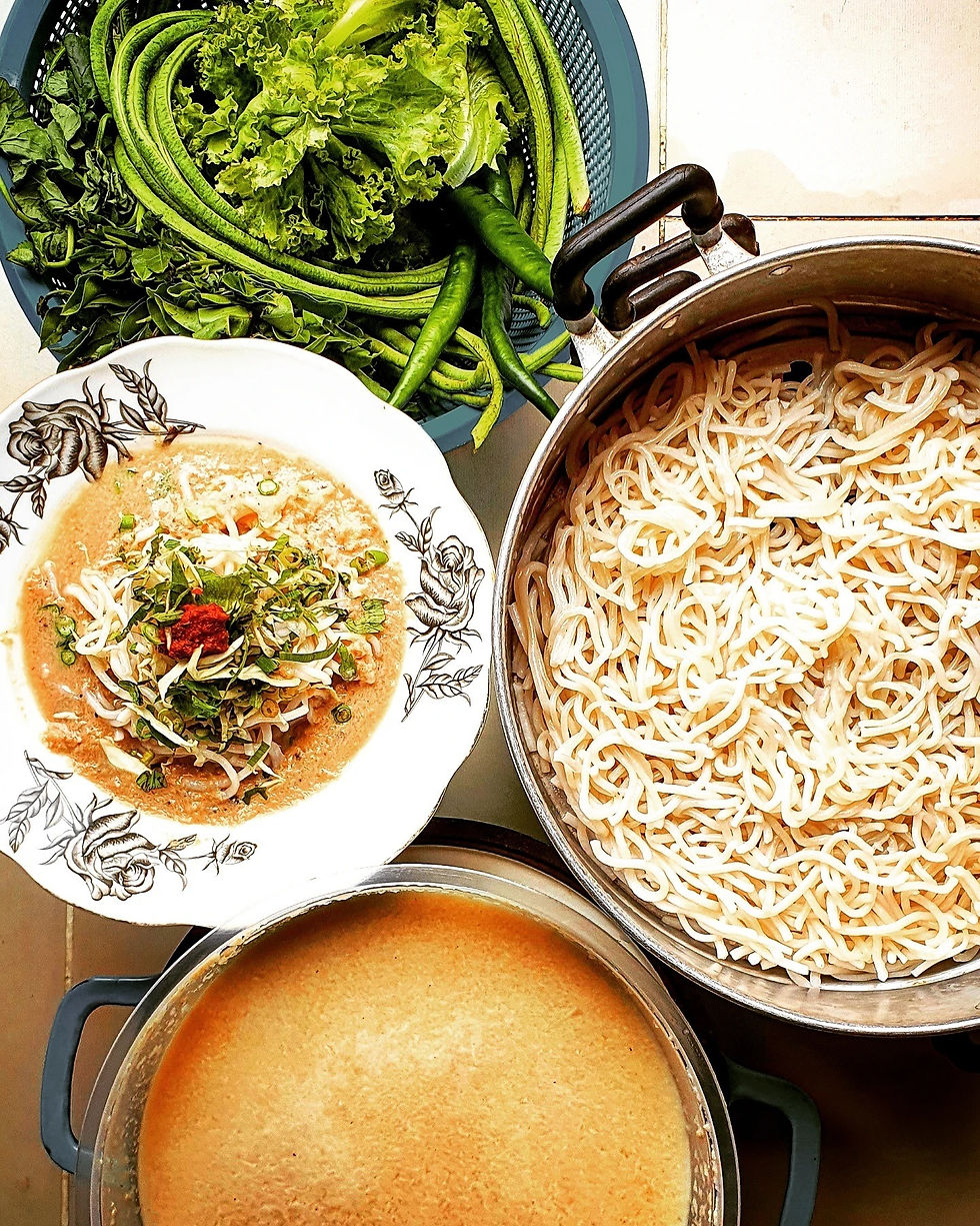 Laksa Johor with spaghetti | My Blue Tea