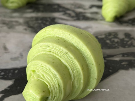 How to Perfect the Art of Making Pandan Sourdough Croissants