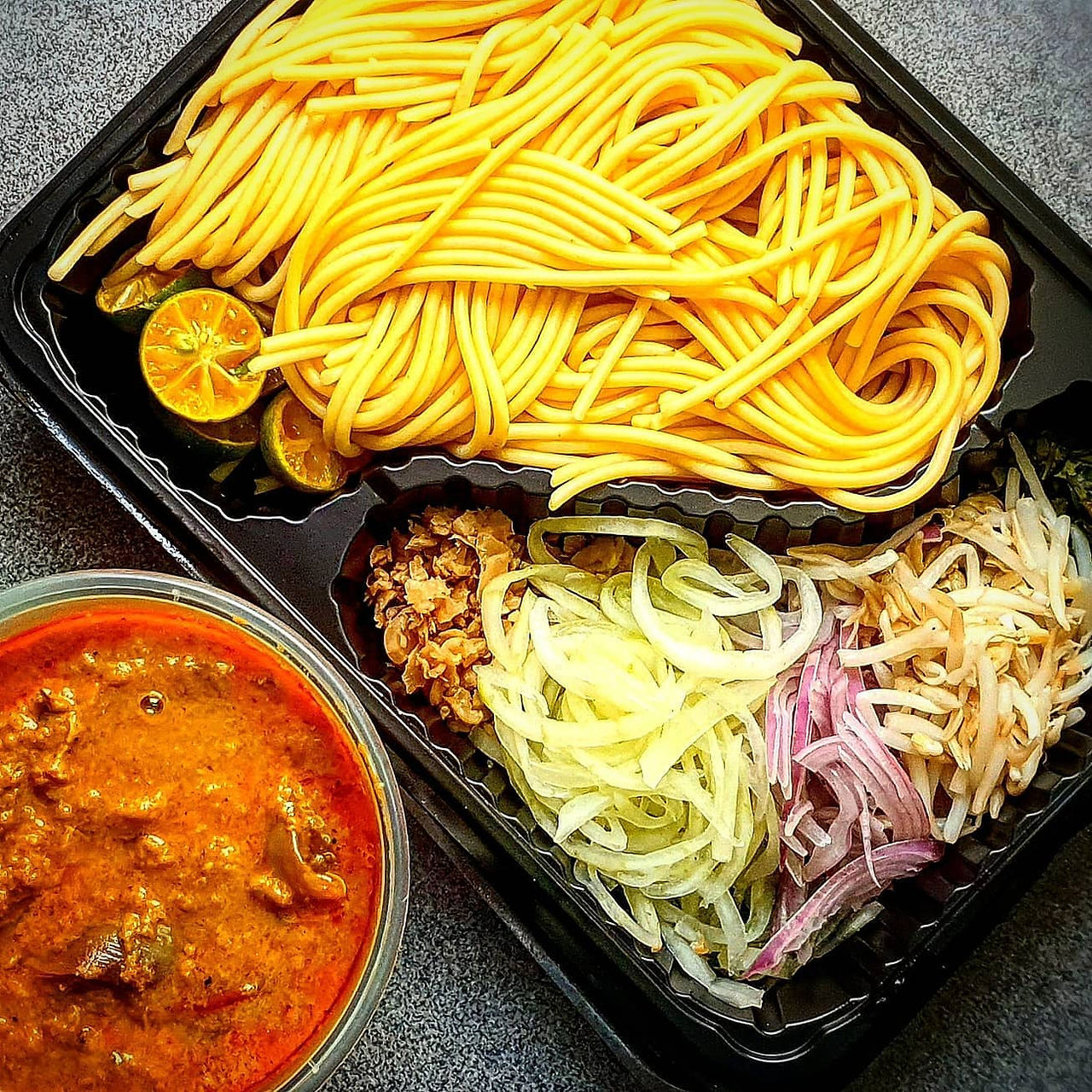 Laksa Johor with Rendang powder | My Blue Tea