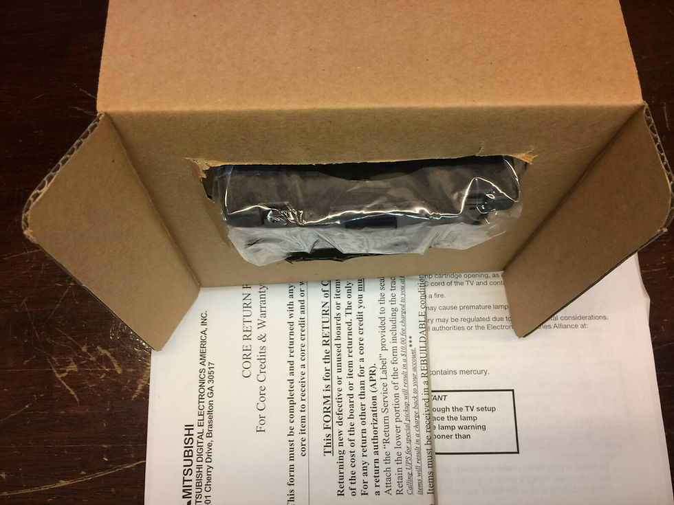 Thumbnail: 915PO26A10 LAMP MITSUBISHI V26 / V29 LOW LUMEN 6152B5430577LL NEW