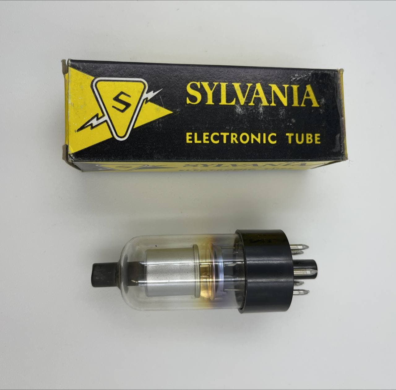 Sylvania 1K3/1J3 1K3 1J3 Vacuum Tube