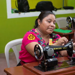 ENEL IMPULSA EL EMPODERAMIENTO DE 400 MUJERES DE LAS COMUNIDADES DE ZUNIL Y SAN JERÓNIMO
