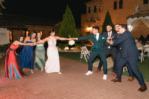 fotografia de boda documental en finca gurugu en alcala de henares en madrid