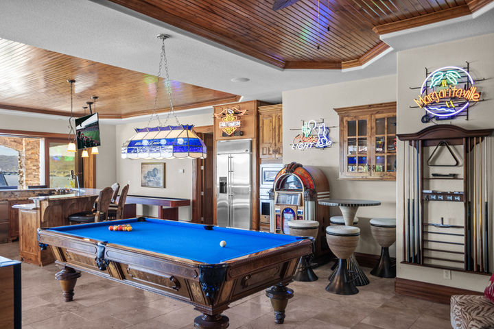 Professional HDR Real Estate Photography at the Lake of the Ozarks. Game Room. Pool Table. Clubhouse.