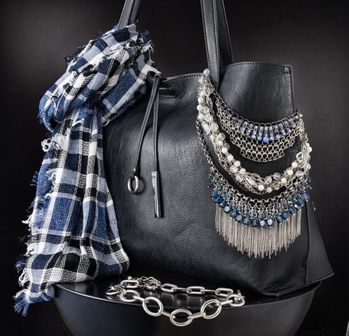 Black Blue Accessories, Styling.jpg
