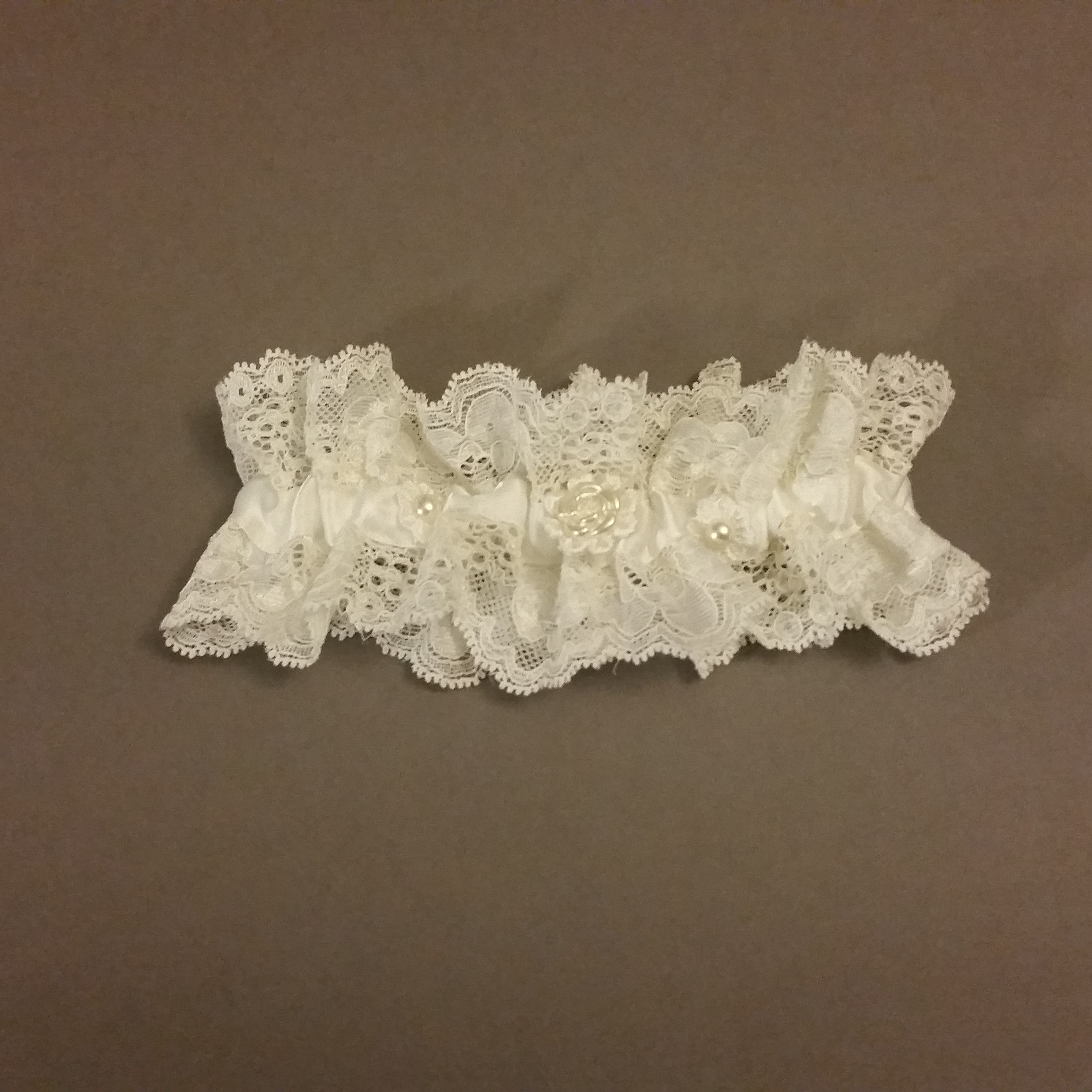 White Lace Garter 3