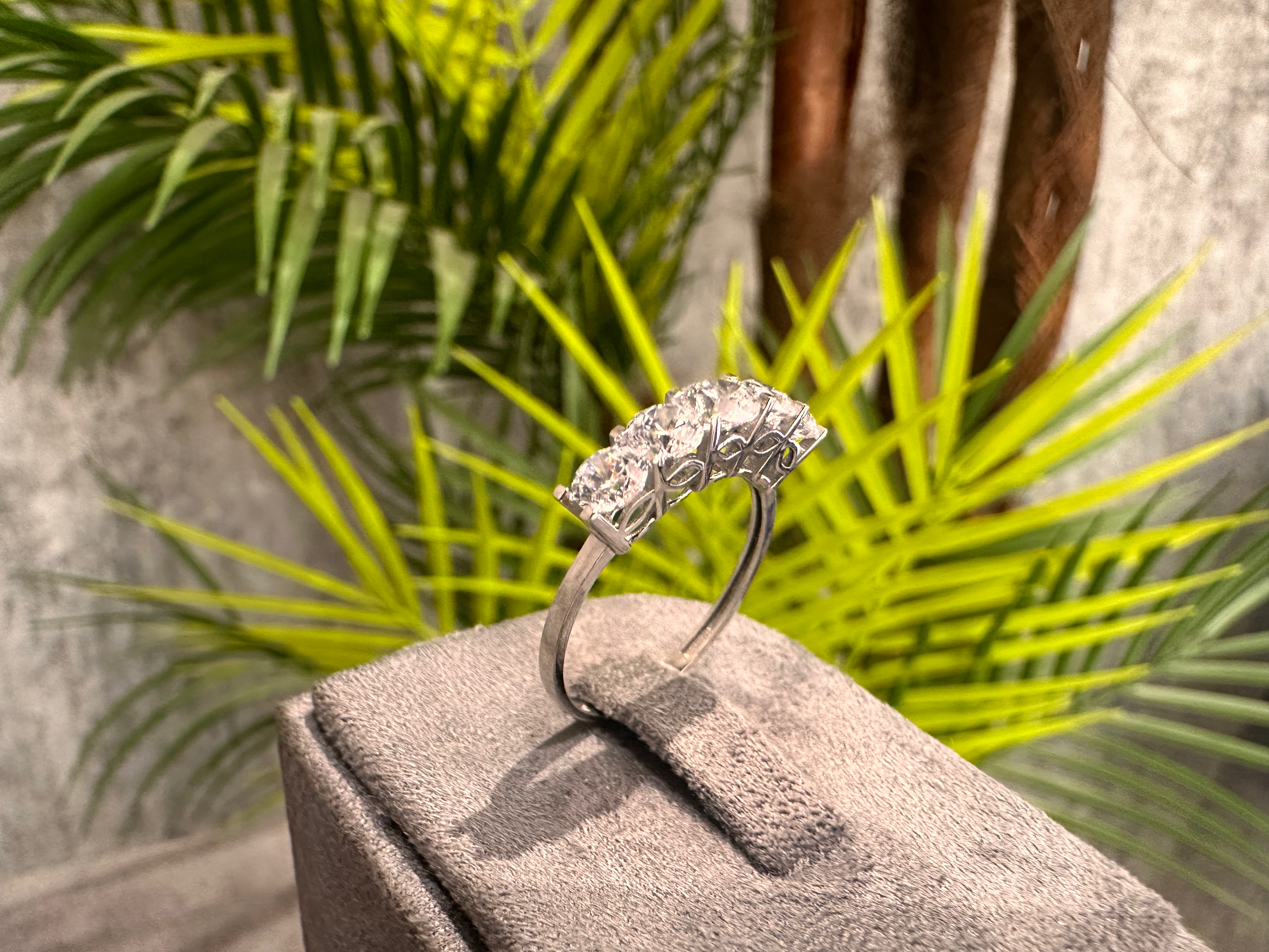 Cinque Filigrana – 14 Ayar Beyaz Altın Beştaş Yüzük