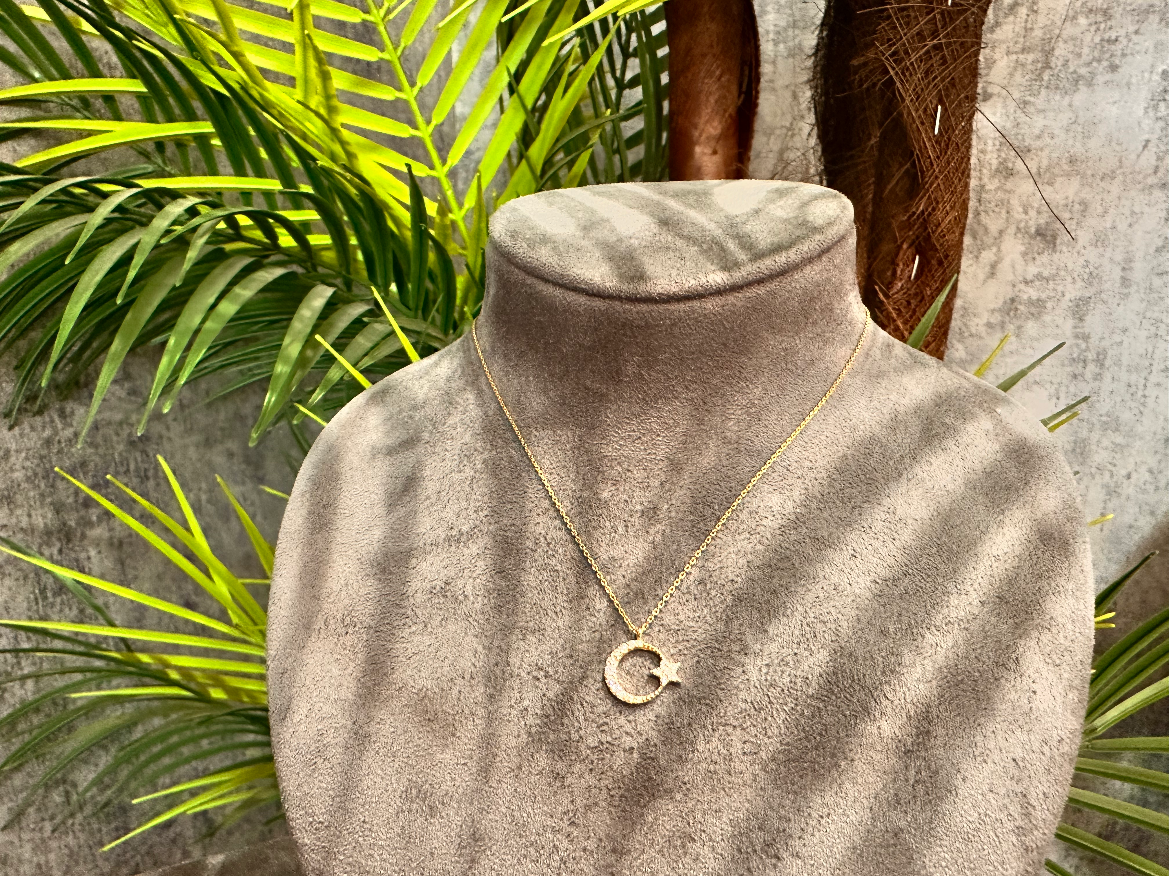 14 Ayar Altın Ay-Yıldız Kolye