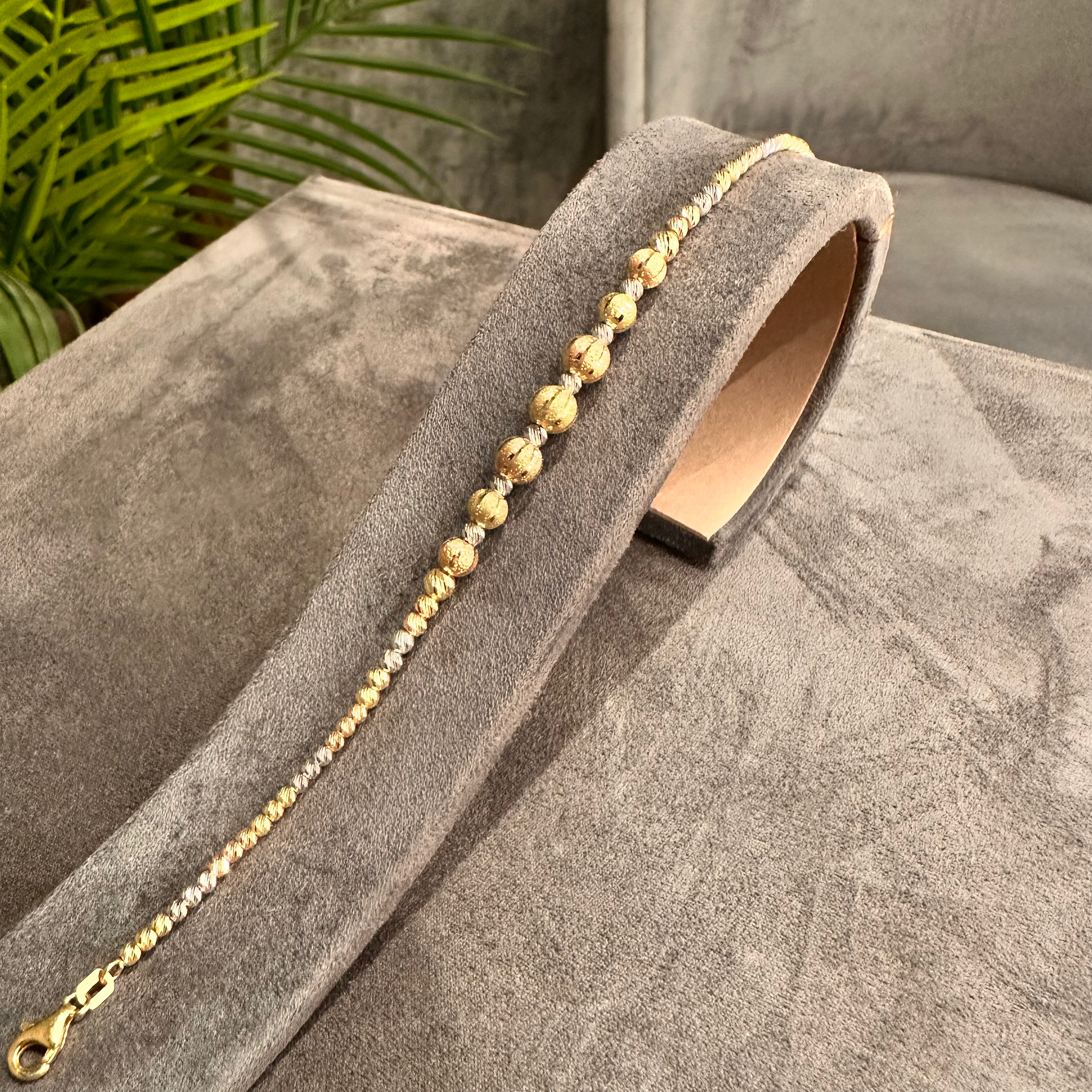 Trio Cascade – Geçişli Top Bileklik