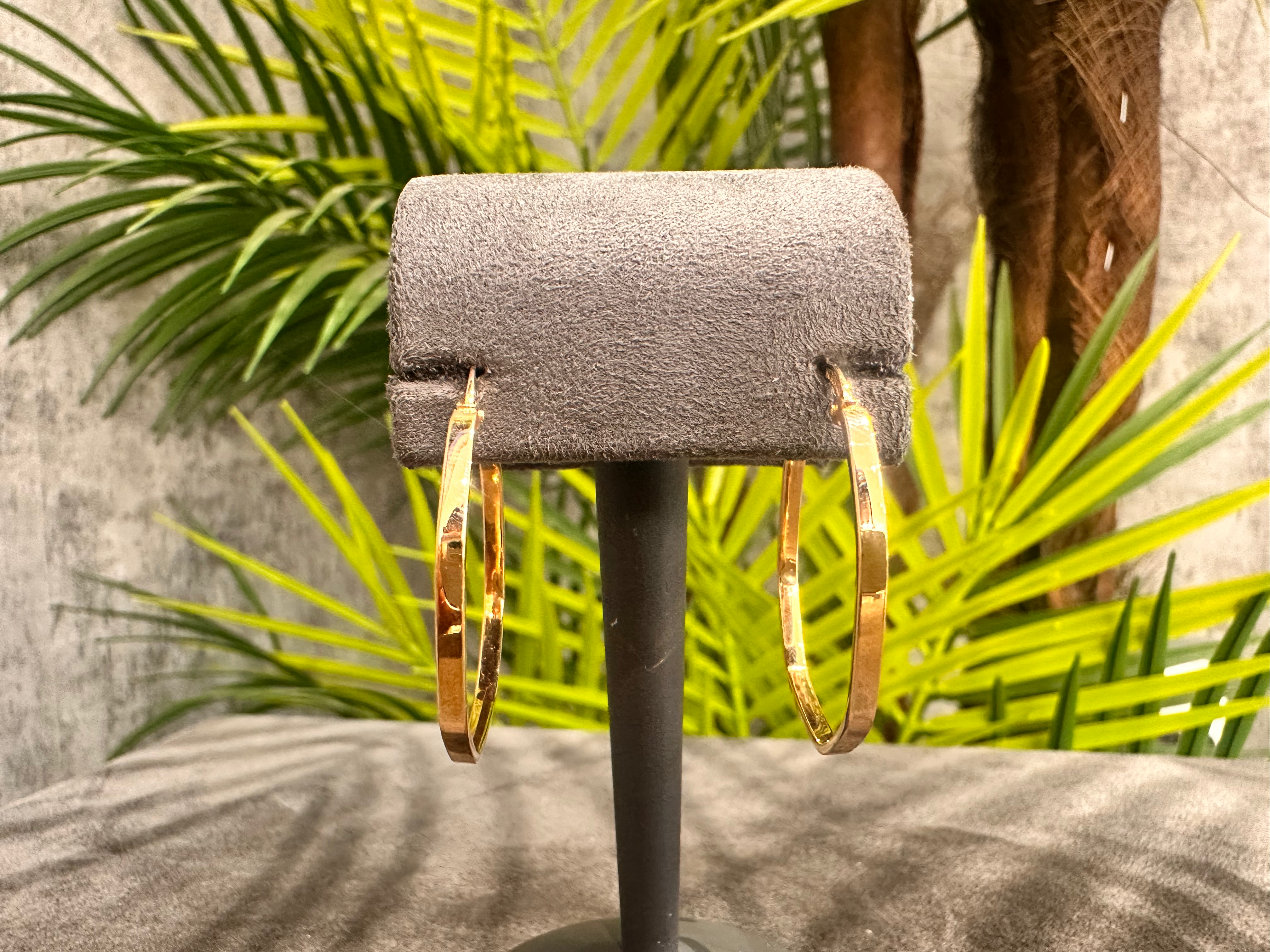 Geometrik Formlu Altın Halka Küpe