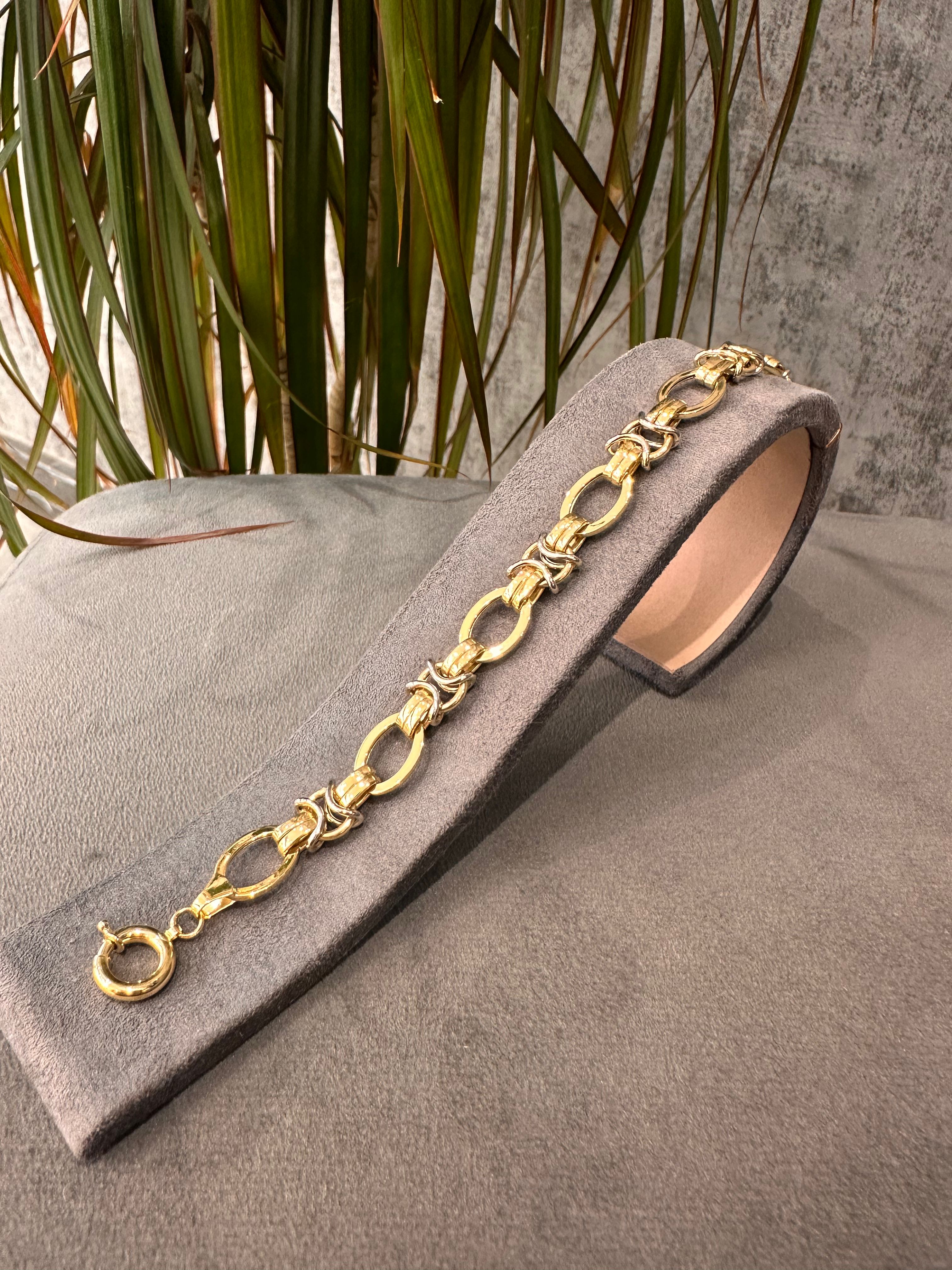 Arco Grande – Sarı ve Beyaz Altın Oval Halkalı Bileklik