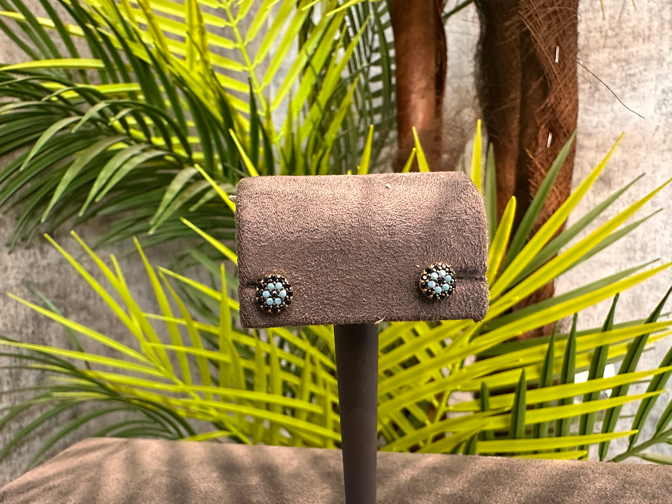 Nila – 14 Ayar Turkuaz Taşlı Çiçek Formlu Çocuk Küpesi