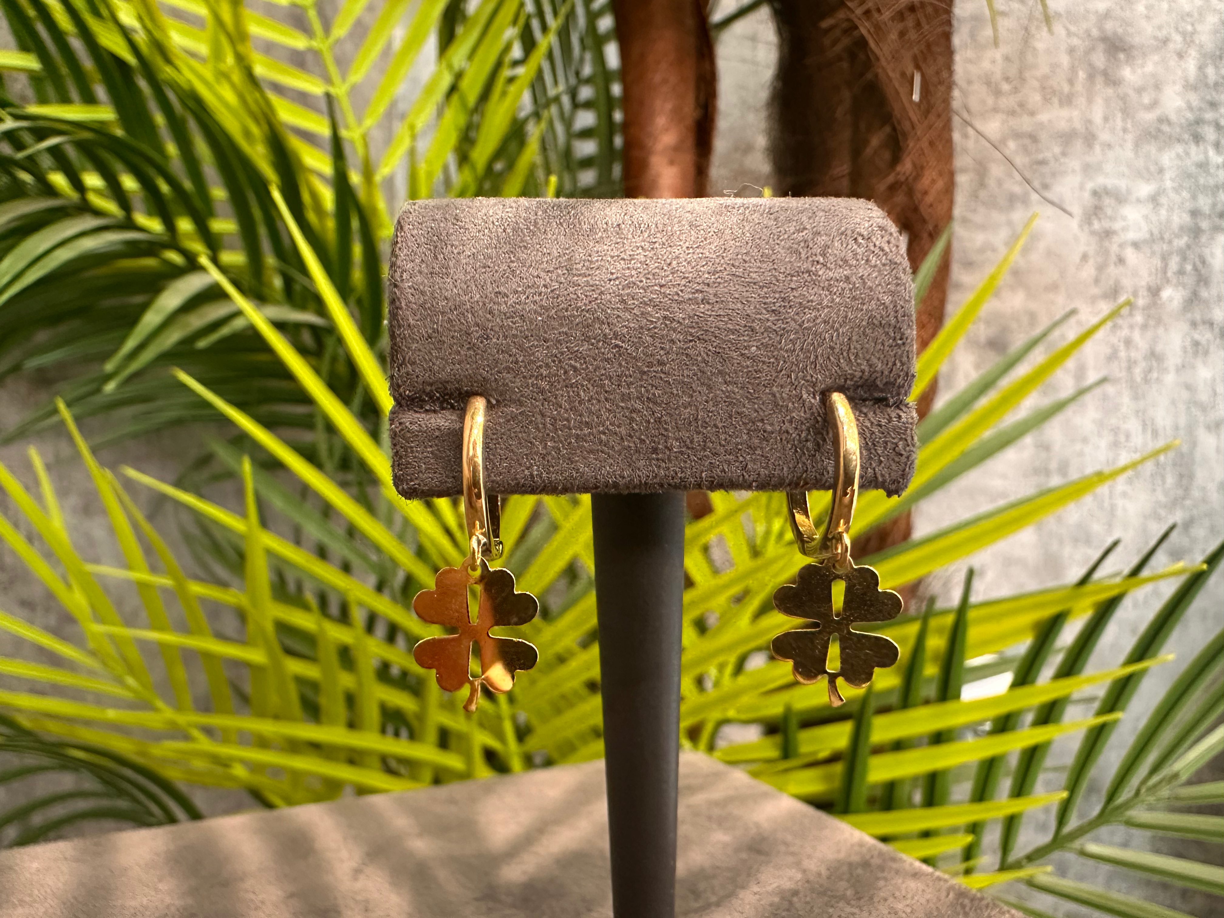 Félica – 14 Ayar Altın Dört Yapraklı Yonca Küpe