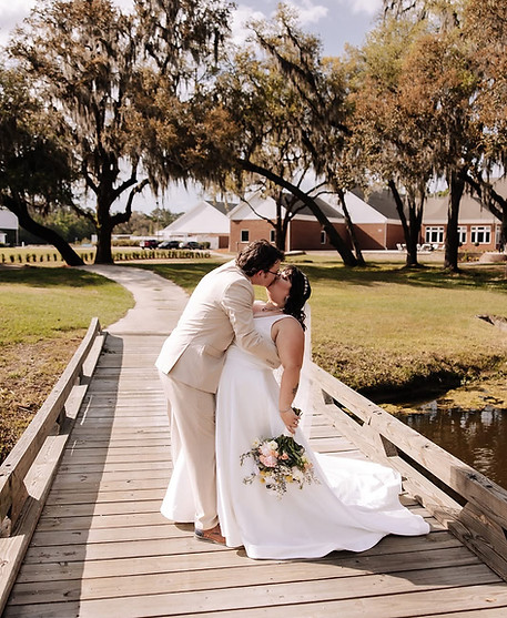 Bride and Groom kissing at The Grove