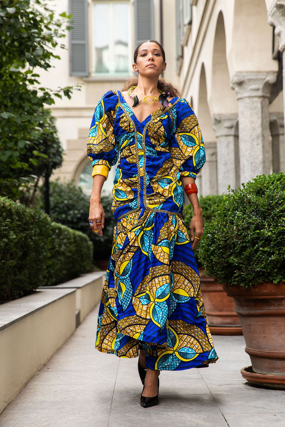 Thumbnail: Blue & Yellow Full Length Dress - Size 10