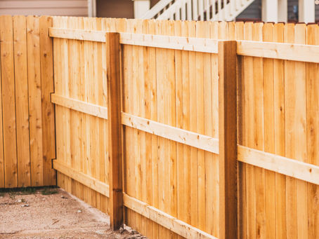 8 Common Fence Problems (And When You Need a Contractor)