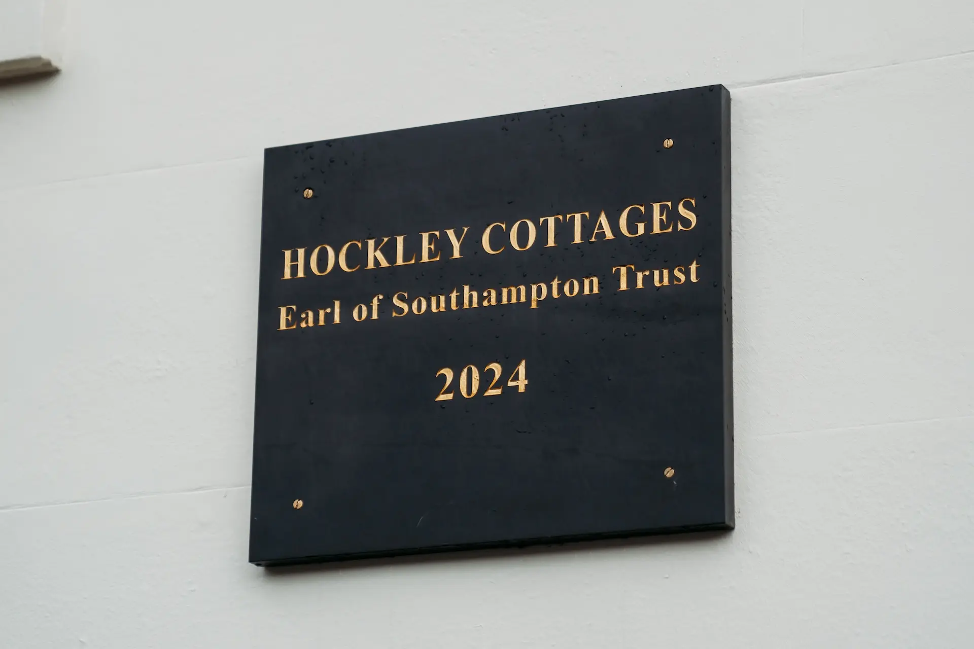 Slate sign: Hockley Cottages, Earl of Southampton Trust, 2024