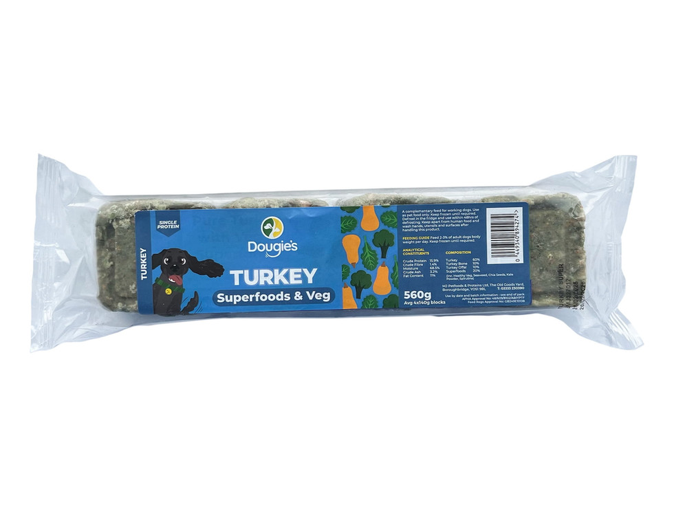 Dog food package: Dougles, Turkey, Superfoods & Veg, 540g, with dog illustration