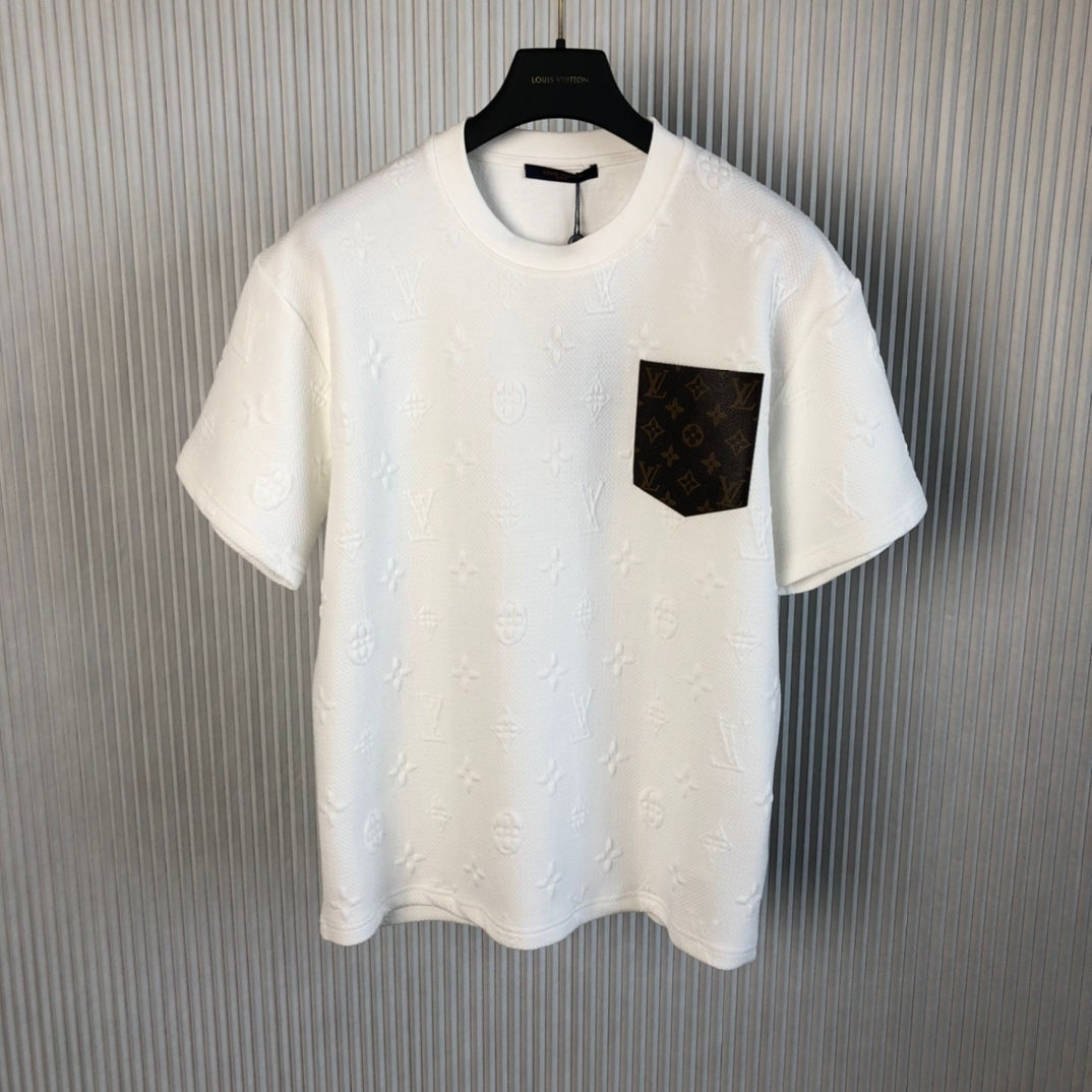 루*비통 모노그래 가죽 포켓 티셔츠