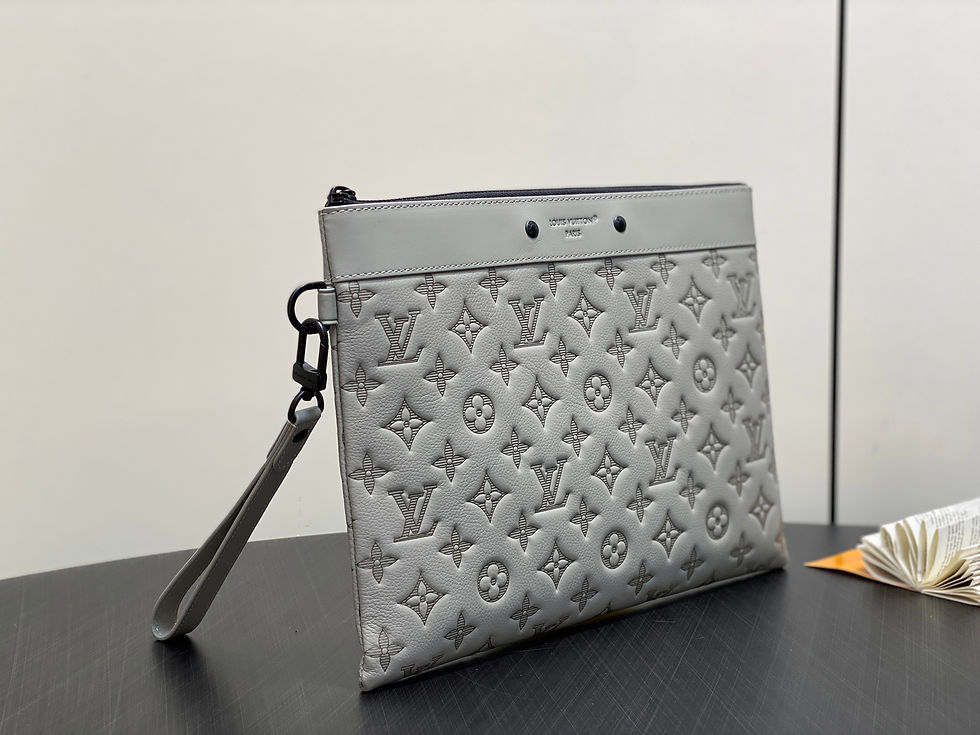 Thumbnail: 루*비통 포쉐트 투고 클러치