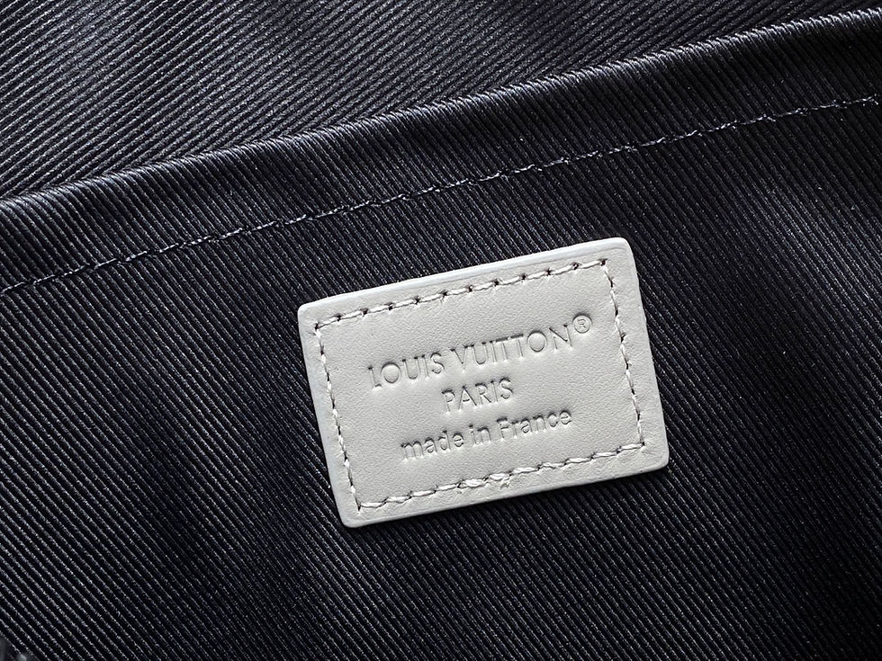 Thumbnail: 루*비통 포쉐트 투고 클러치