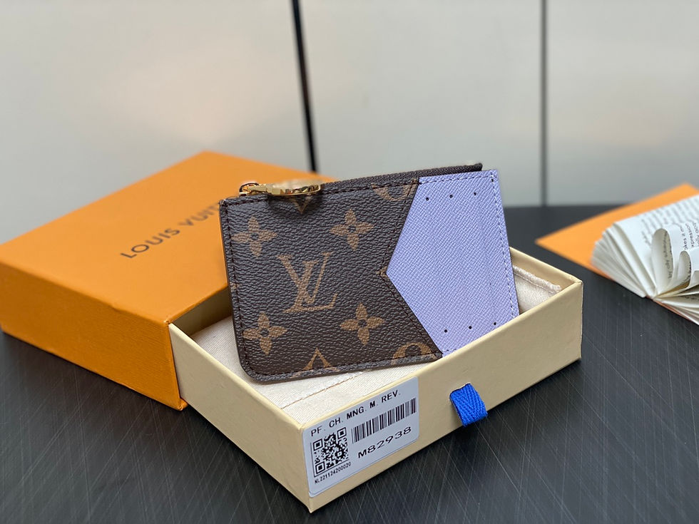 Thumbnail: 루*비통 로미 카드지갑